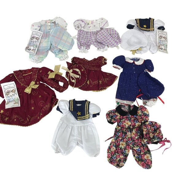 DAISY KINGDOM ~ LOT OF VINTAGE DOLL CLOTHES ~ SOME NEW ~ LOT OF 8 - Picture 1 of 16